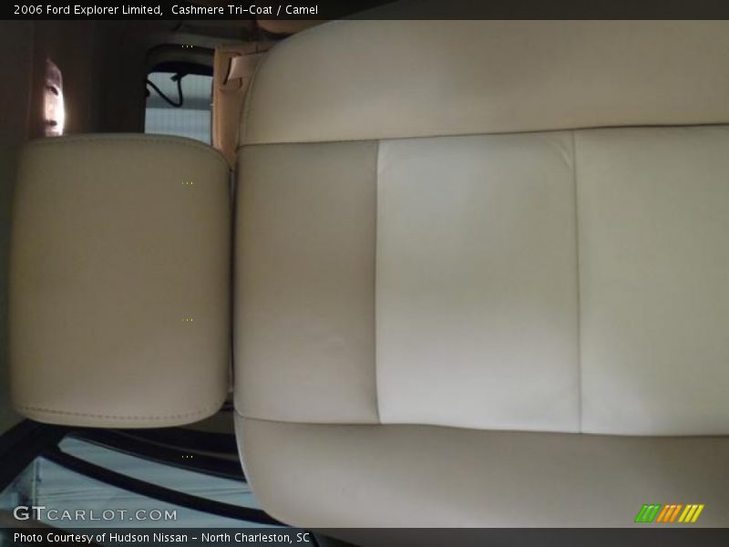 Cashmere Tri-Coat / Camel 2006 Ford Explorer Limited
