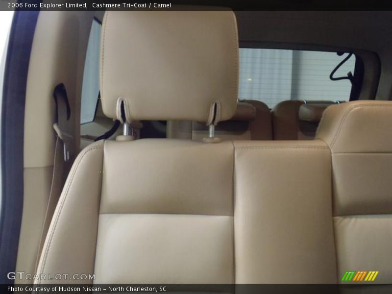 Cashmere Tri-Coat / Camel 2006 Ford Explorer Limited