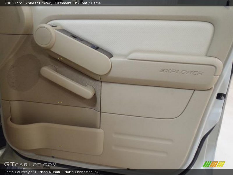 Cashmere Tri-Coat / Camel 2006 Ford Explorer Limited