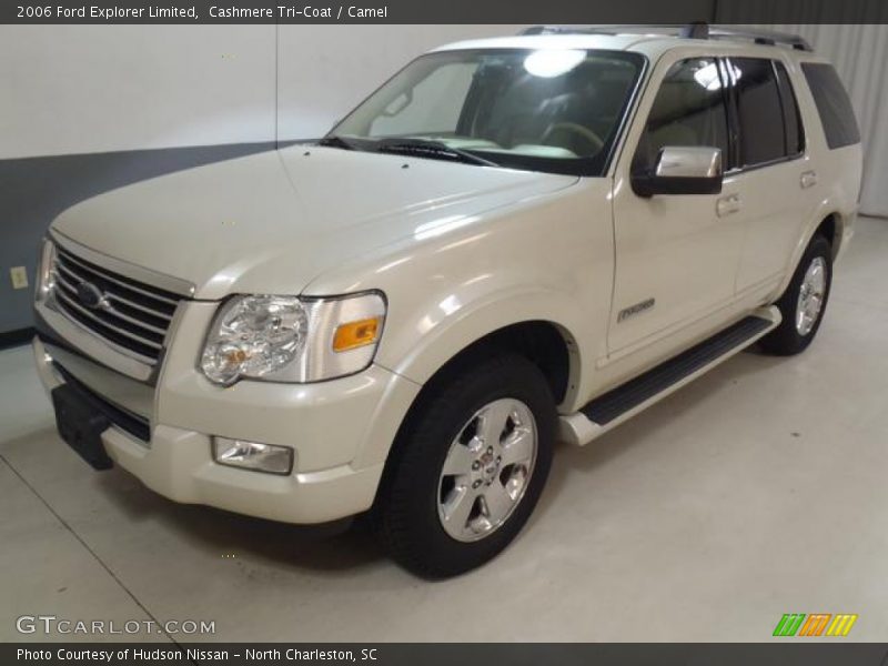 Cashmere Tri-Coat / Camel 2006 Ford Explorer Limited
