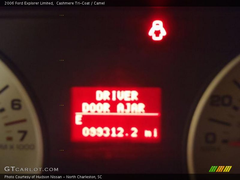 Cashmere Tri-Coat / Camel 2006 Ford Explorer Limited