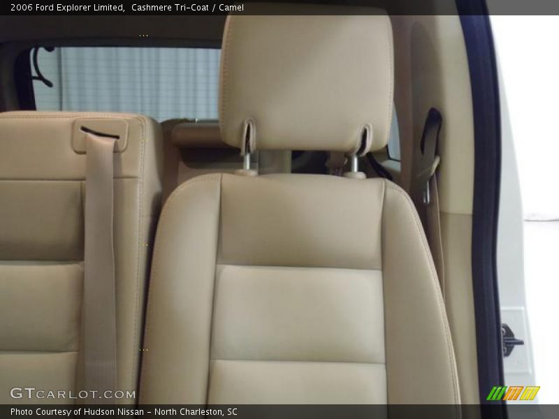 Cashmere Tri-Coat / Camel 2006 Ford Explorer Limited