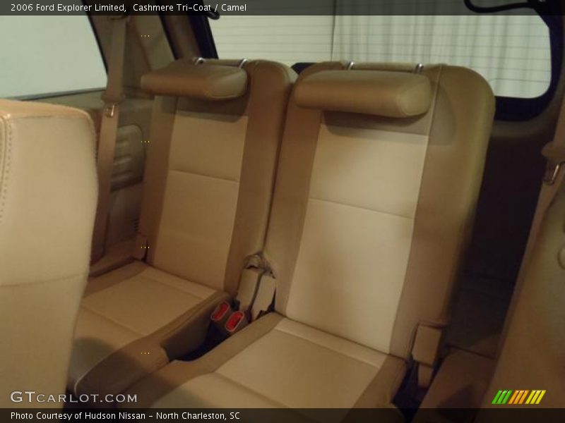 Cashmere Tri-Coat / Camel 2006 Ford Explorer Limited