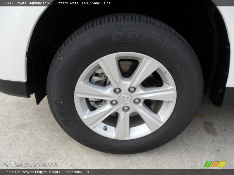 Blizzard White Pearl / Sand Beige 2012 Toyota Highlander SE