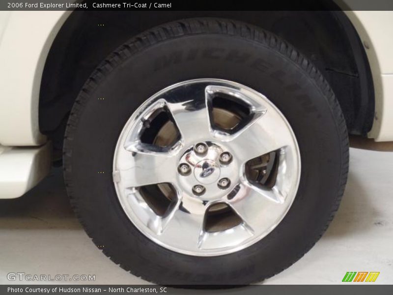 Cashmere Tri-Coat / Camel 2006 Ford Explorer Limited