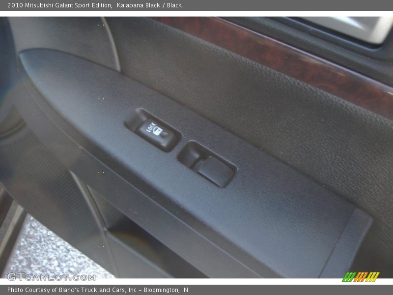 Kalapana Black / Black 2010 Mitsubishi Galant Sport Edition