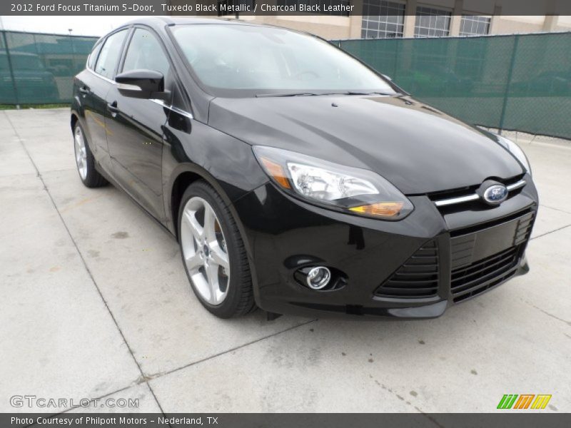 Front 3/4 View of 2012 Focus Titanium 5-Door