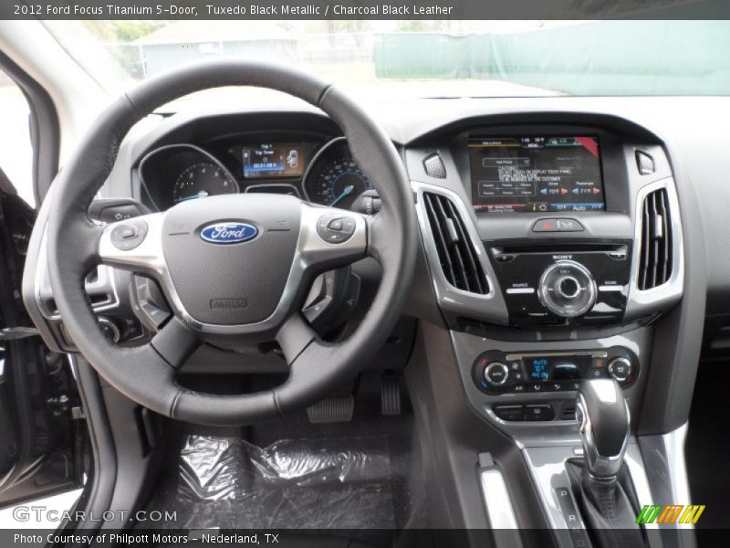 Dashboard of 2012 Focus Titanium 5-Door