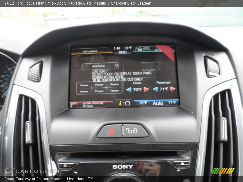 Tuxedo Black Metallic / Charcoal Black Leather 2012 Ford Focus Titanium 5-Door