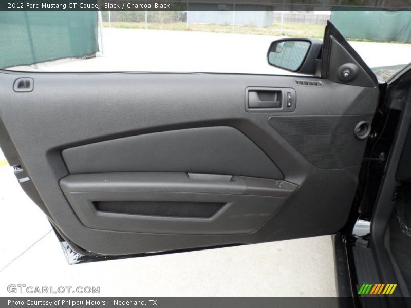 Door Panel of 2012 Mustang GT Coupe