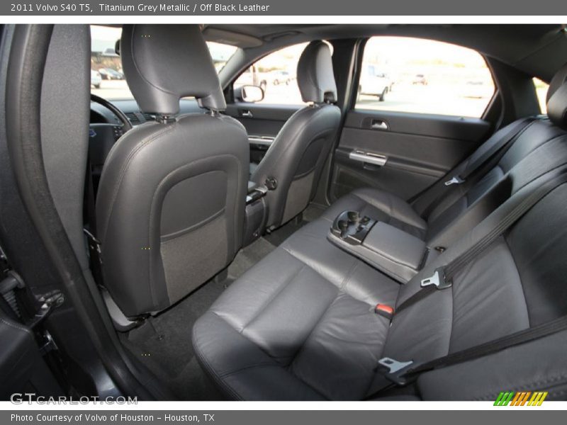 Titanium Grey Metallic / Off Black Leather 2011 Volvo S40 T5