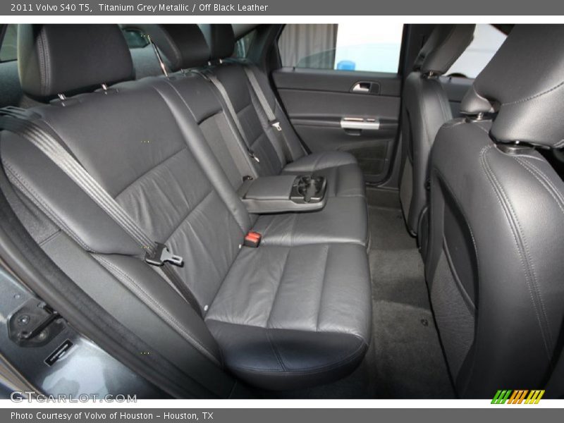Titanium Grey Metallic / Off Black Leather 2011 Volvo S40 T5