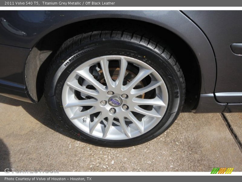 Titanium Grey Metallic / Off Black Leather 2011 Volvo S40 T5