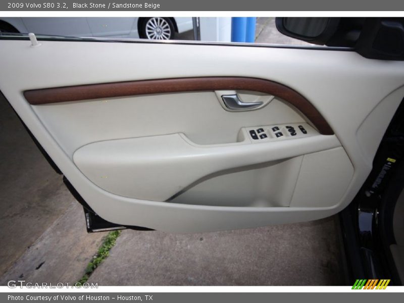 Black Stone / Sandstone Beige 2009 Volvo S80 3.2