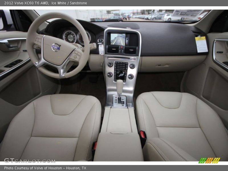 Dashboard of 2012 XC60 T6 AWD