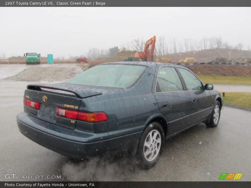 Classic Green Pearl / Beige 1997 Toyota Camry LE V6
