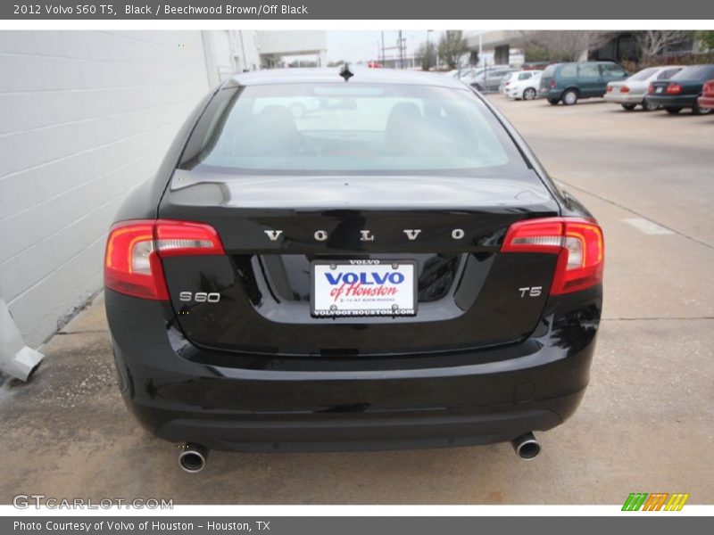 Black / Beechwood Brown/Off Black 2012 Volvo S60 T5