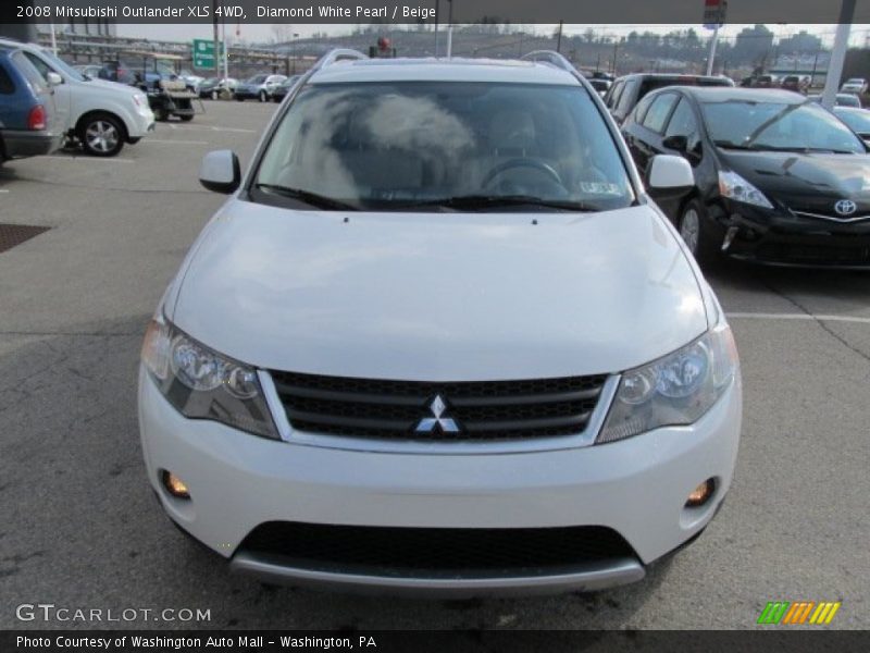 Diamond White Pearl / Beige 2008 Mitsubishi Outlander XLS 4WD