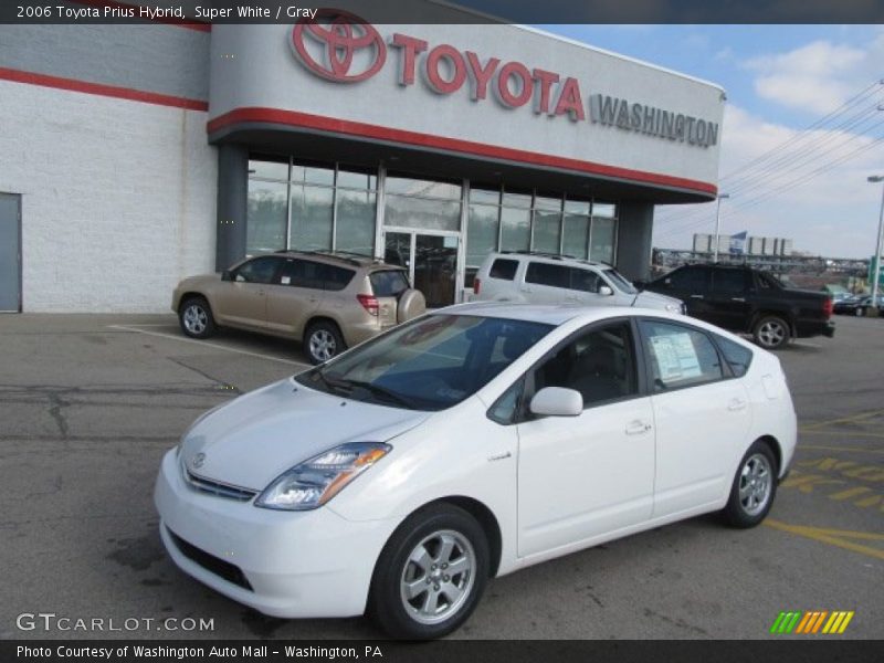 Super White / Gray 2006 Toyota Prius Hybrid