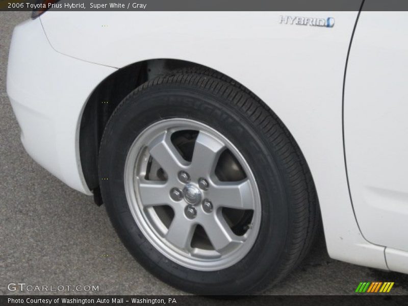 Super White / Gray 2006 Toyota Prius Hybrid