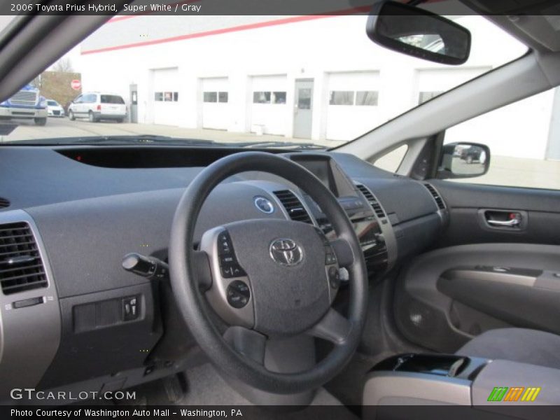 Super White / Gray 2006 Toyota Prius Hybrid