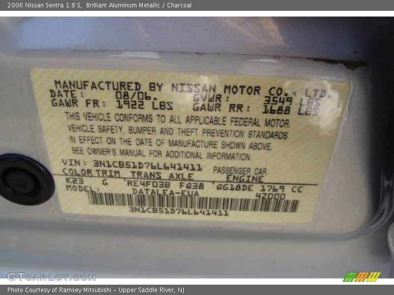 Brilliant Aluminum Metallic / Charcoal 2006 Nissan Sentra 1.8 S