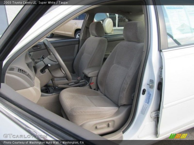 Super White / Taupe 2003 Toyota Camry LE