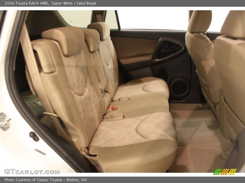 Super White / Sand Beige 2009 Toyota RAV4 4WD
