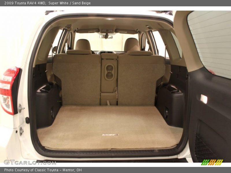 Super White / Sand Beige 2009 Toyota RAV4 4WD