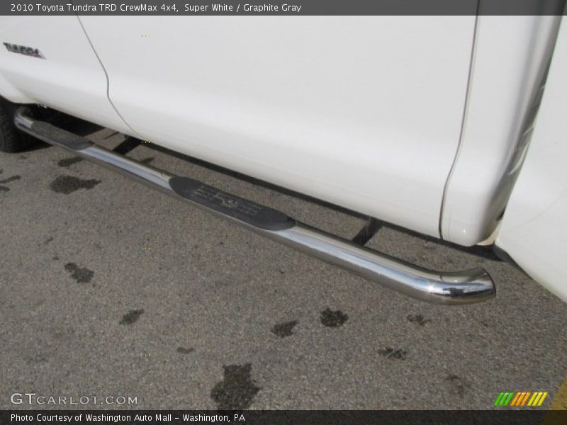 Super White / Graphite Gray 2010 Toyota Tundra TRD CrewMax 4x4