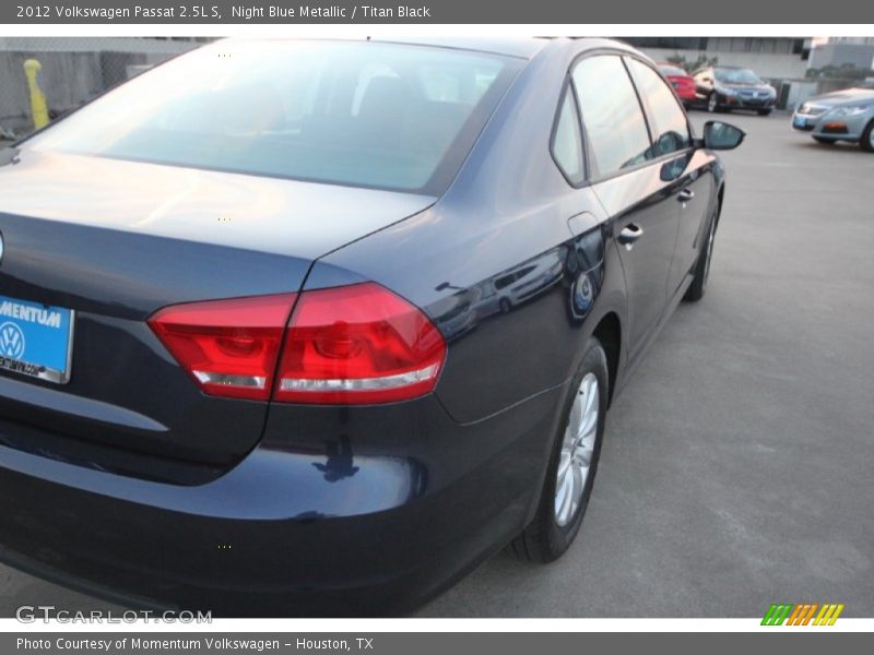 Night Blue Metallic / Titan Black 2012 Volkswagen Passat 2.5L S