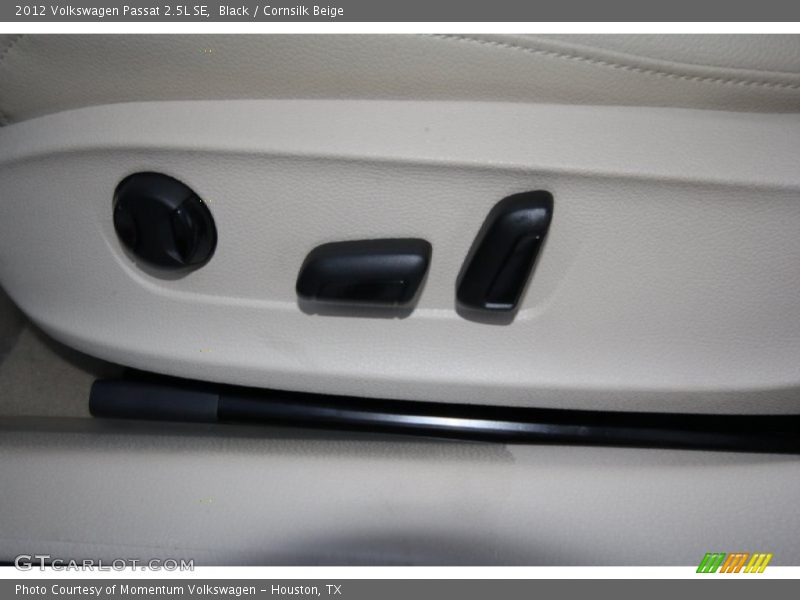 Black / Cornsilk Beige 2012 Volkswagen Passat 2.5L SE
