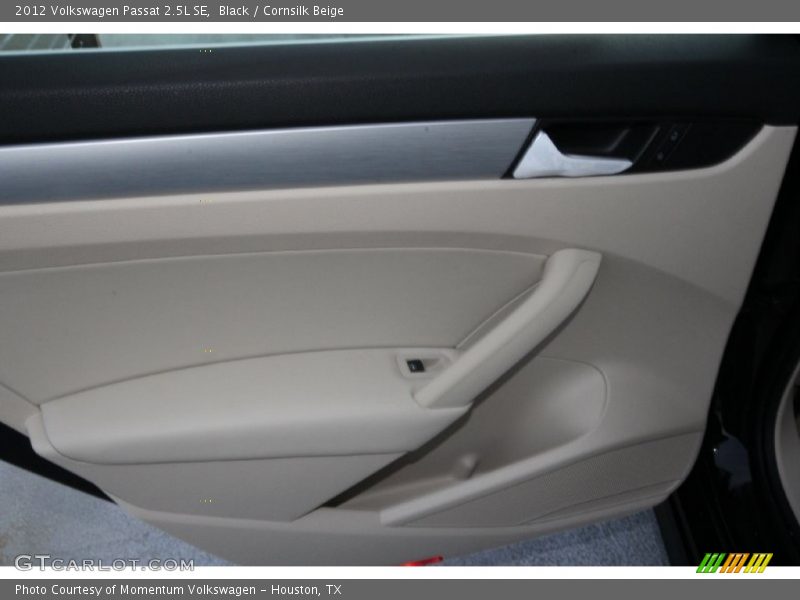 Black / Cornsilk Beige 2012 Volkswagen Passat 2.5L SE