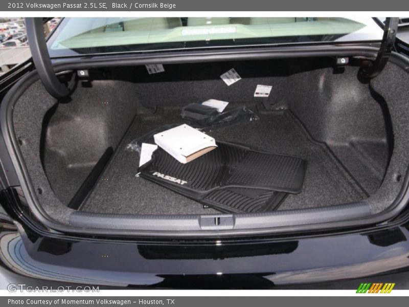 Black / Cornsilk Beige 2012 Volkswagen Passat 2.5L SE