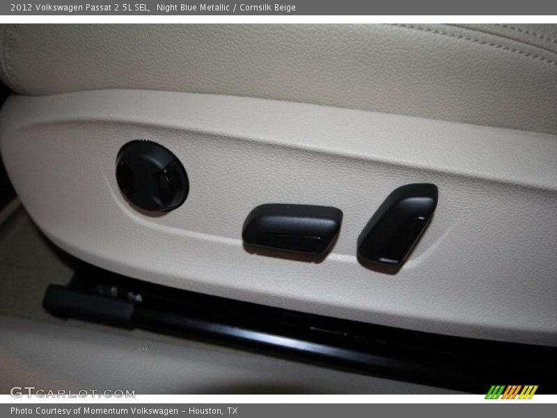 Night Blue Metallic / Cornsilk Beige 2012 Volkswagen Passat 2.5L SEL