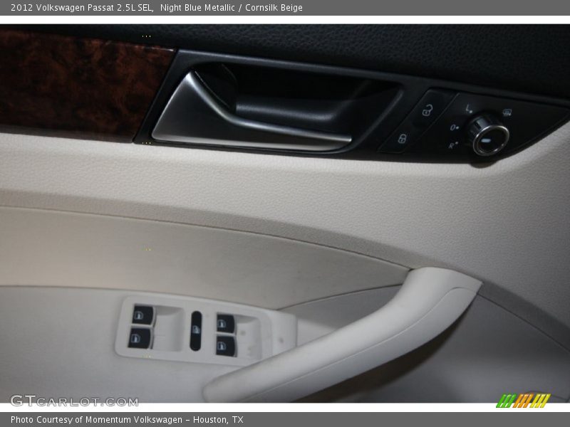 Night Blue Metallic / Cornsilk Beige 2012 Volkswagen Passat 2.5L SEL