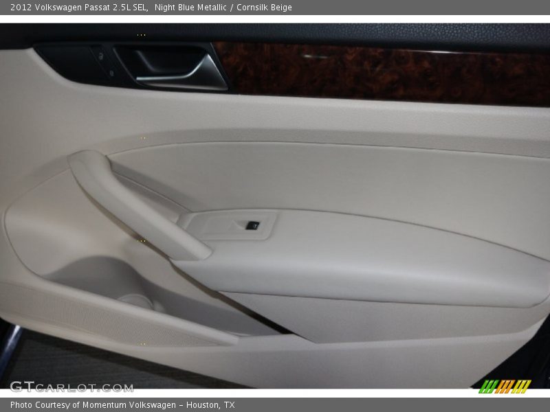 Night Blue Metallic / Cornsilk Beige 2012 Volkswagen Passat 2.5L SEL