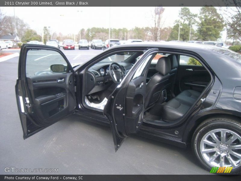 Gloss Black / Black 2011 Chrysler 300 Limited