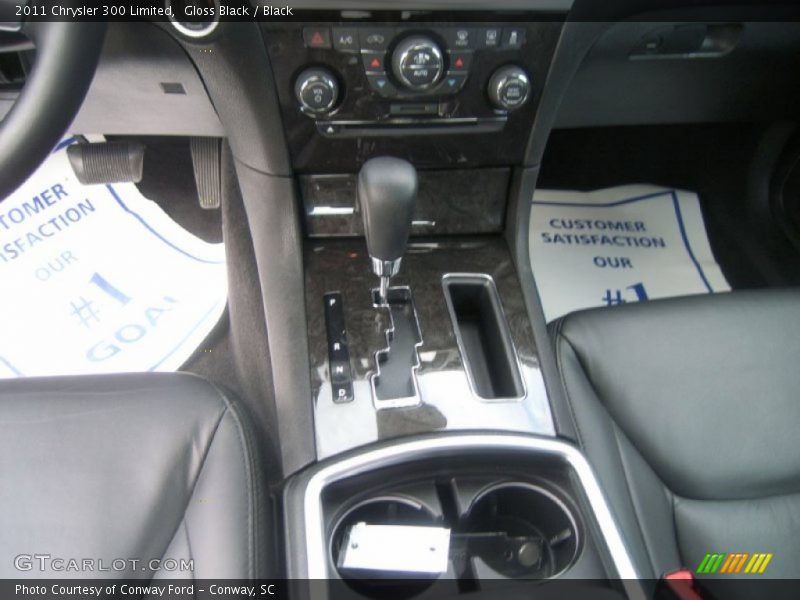 Gloss Black / Black 2011 Chrysler 300 Limited