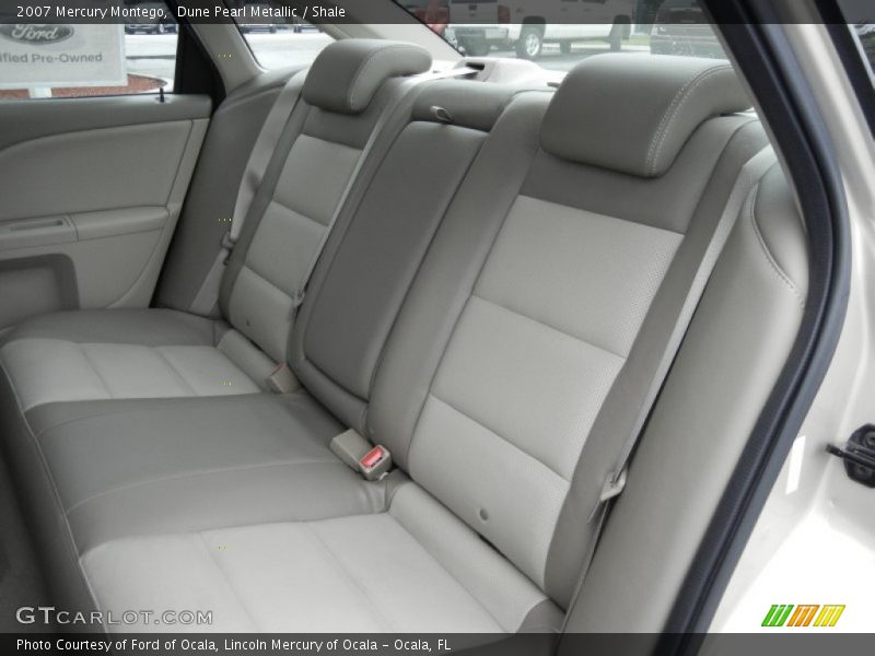  2007 Montego  Shale Interior