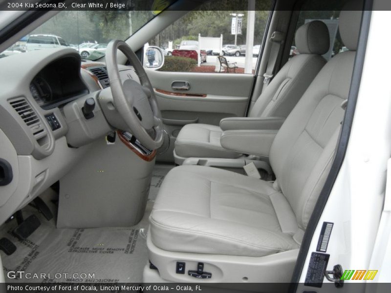 Clear White / Beige 2004 Kia Sedona EX