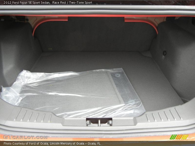 Race Red / Two-Tone Sport 2012 Ford Focus SE Sport Sedan