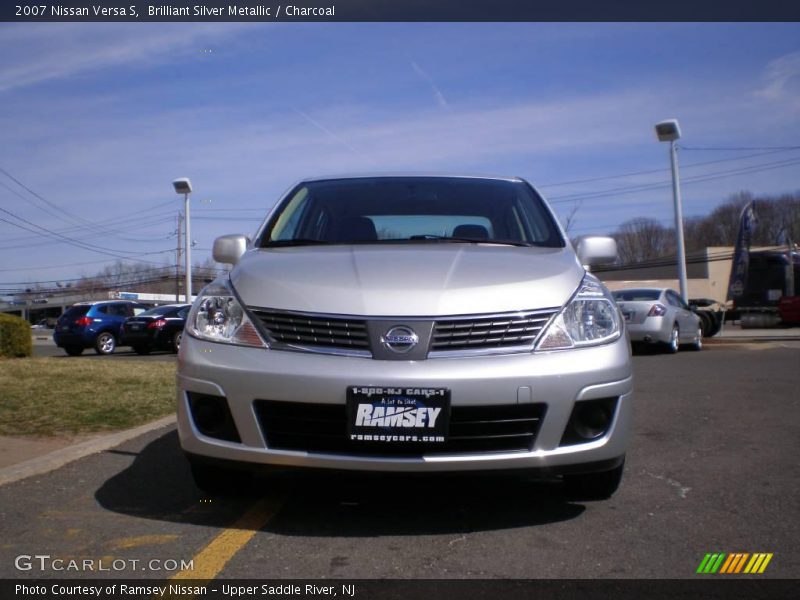 Brilliant Silver Metallic / Charcoal 2007 Nissan Versa S