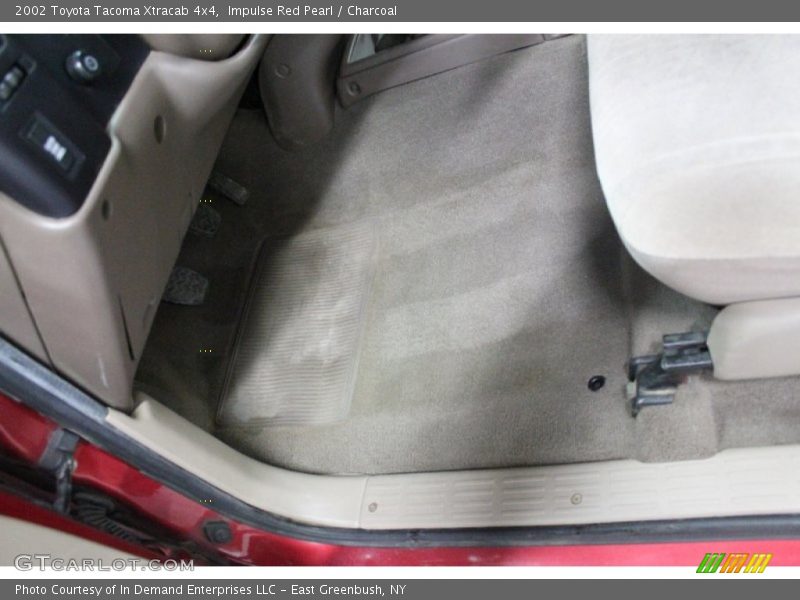 Impulse Red Pearl / Charcoal 2002 Toyota Tacoma Xtracab 4x4