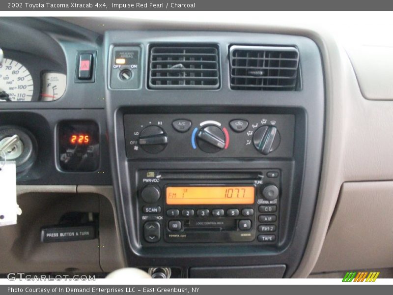 Impulse Red Pearl / Charcoal 2002 Toyota Tacoma Xtracab 4x4