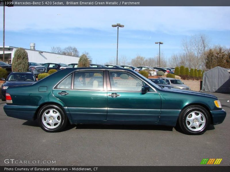 Brilliant Emerald Green Metallic / Parchment 1999 Mercedes-Benz S 420 Sedan