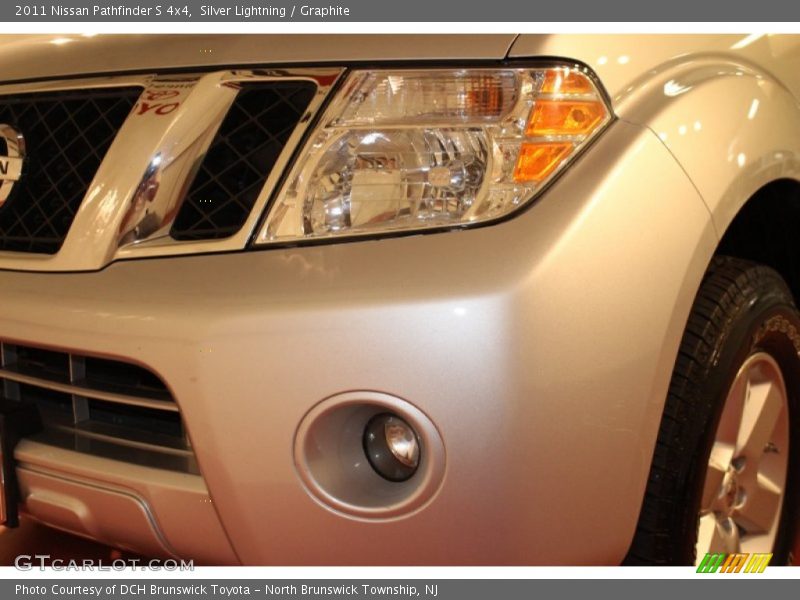 Silver Lightning / Graphite 2011 Nissan Pathfinder S 4x4