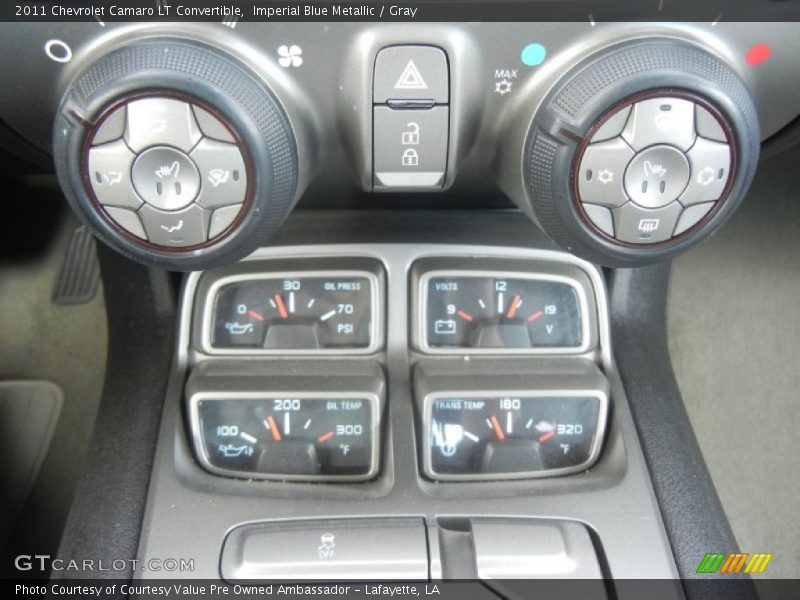 Controls of 2011 Camaro LT Convertible