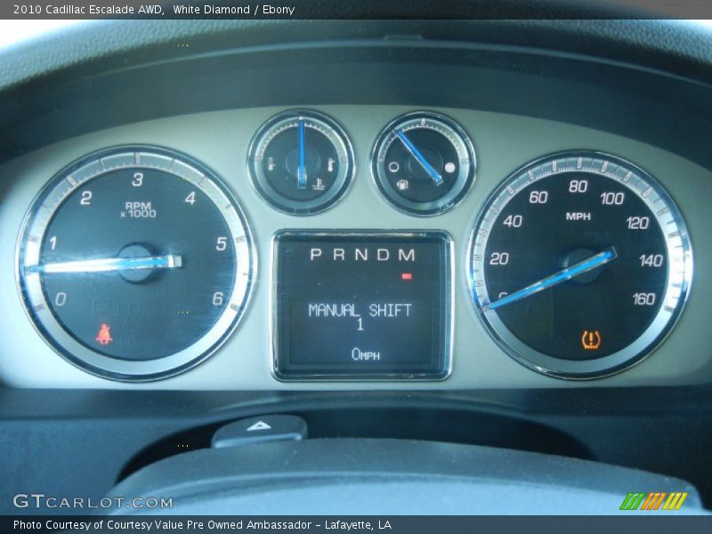 White Diamond / Ebony 2010 Cadillac Escalade AWD