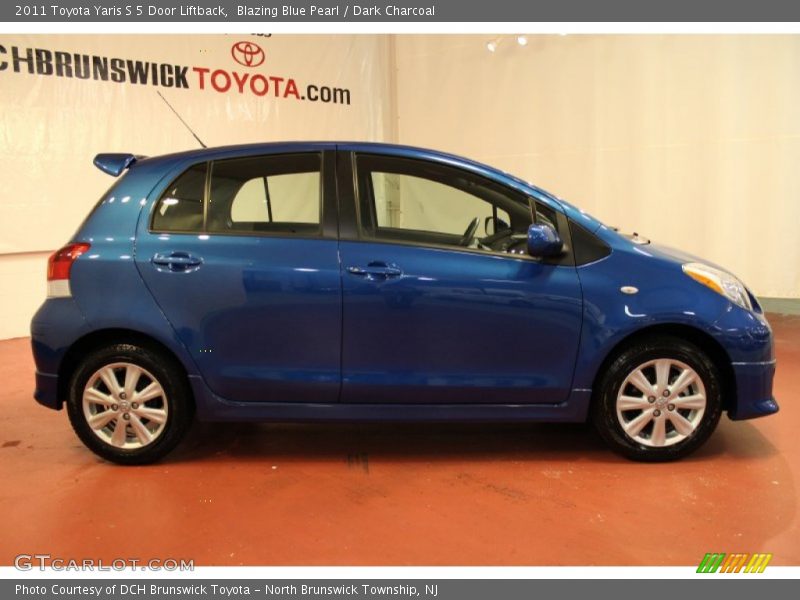 Blazing Blue Pearl / Dark Charcoal 2011 Toyota Yaris S 5 Door Liftback
